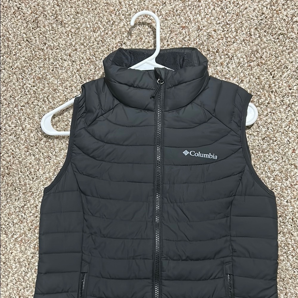 Columbia Black Quilted Vest